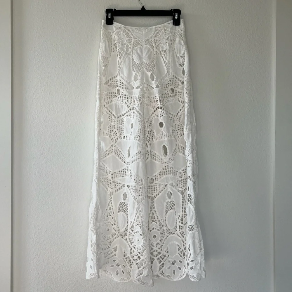NWT Cult Gaia Cove Cup Up Crochet Pants in White - Picture 3 of 9